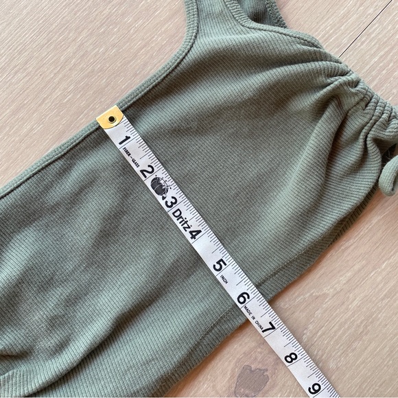ASOS Design 2-pack Crop Tops Sizes US 2/4 in Khaki and Mint - Picture 7 of 16